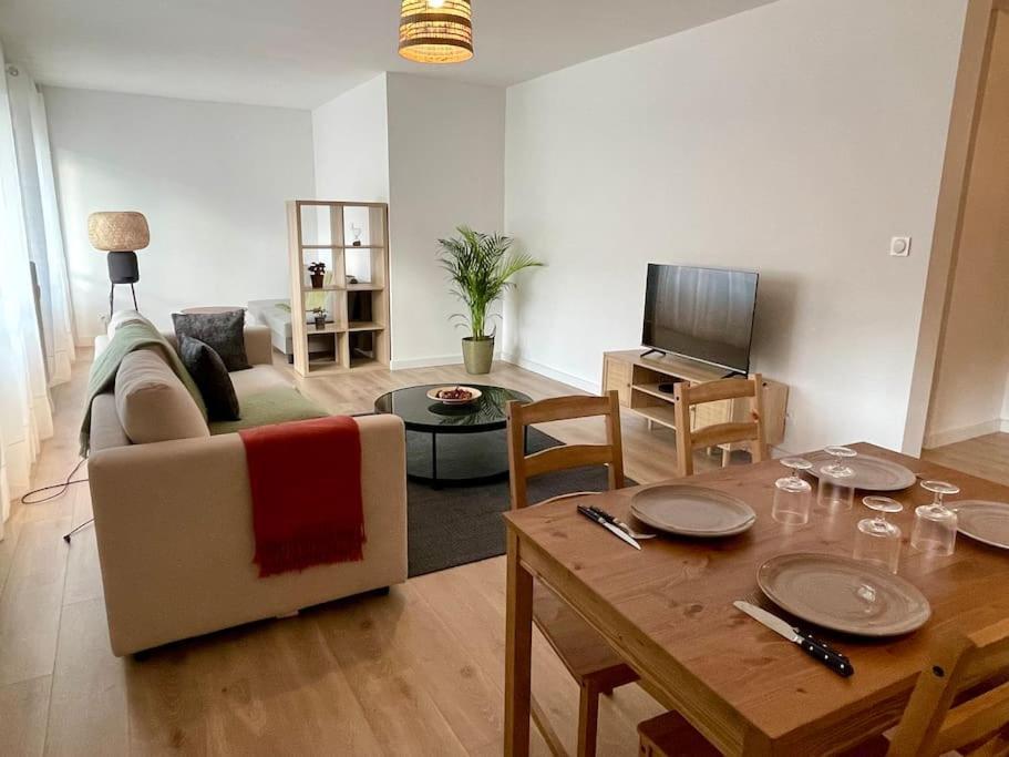 Appartement 73M2 - 2 Chambres - Parking - Wi-Fi ตูลูส ภายนอก รูปภาพ